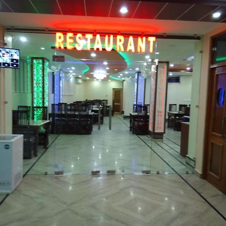 Khas Nagrota Hotel Sky Bule & Restaurant מראה חיצוני תמונה
