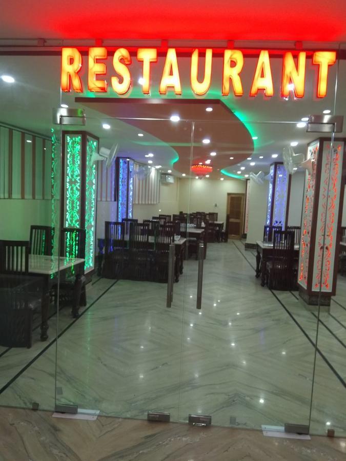 Khas Nagrota Hotel Sky Bule & Restaurant מראה חיצוני תמונה